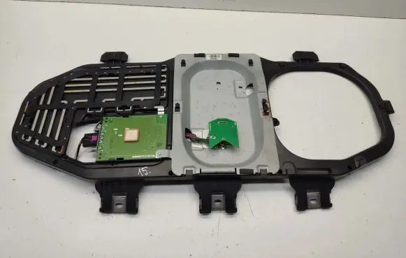 Mercedes-Benz ML W164 Aerial antenna amplifier A1648202575
