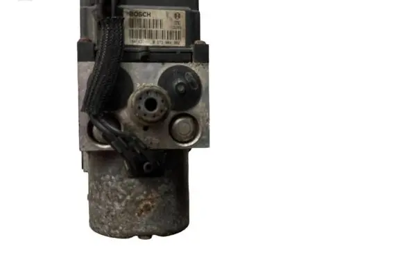 Volkswagen PASSAT B5 ABS Pump 8E0614111AM 0273004282