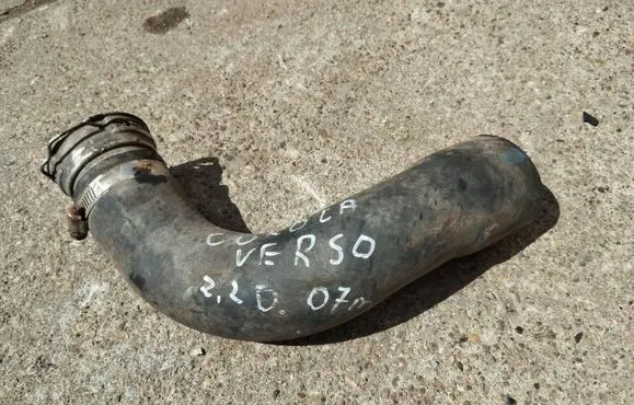 Toyota Corolla Verso AR10 Intercooler hose/pipe
