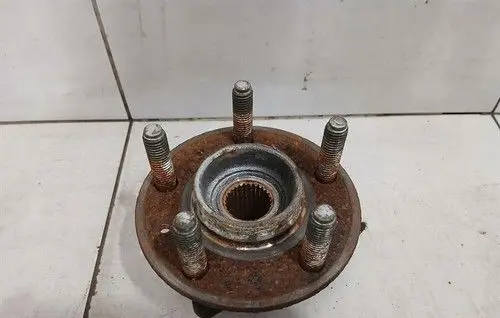 Aston Martin DB9 Rear wheel hub 4G432B663AD