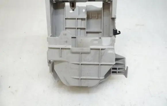 Peugeot 508 Central body control module 9686468080