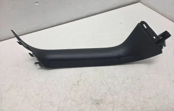 Volkswagen Golf Sportsvan Tailgate/trunk side cover trim 510867603