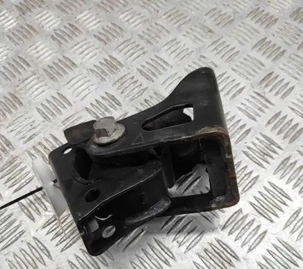 Toyota Prius (XW30) Engine mount bracket 1231137090 1236137150