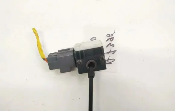 Hyundai Santa Fe Airbag deployment crash/impact sensor 9592028000 95920-28000