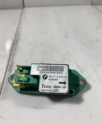BMW 5 E39 Airbag deployment crash/impact sensor 65776910678