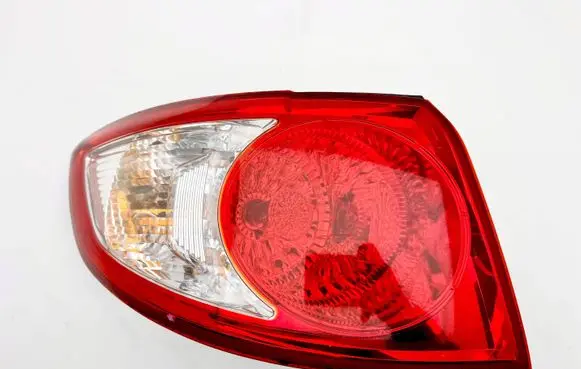Hyundai Santa Fe Rear/tail lights 924012B000