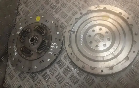 Lexus RX 330 - 350 - 400H Clutch set kit 7A150060