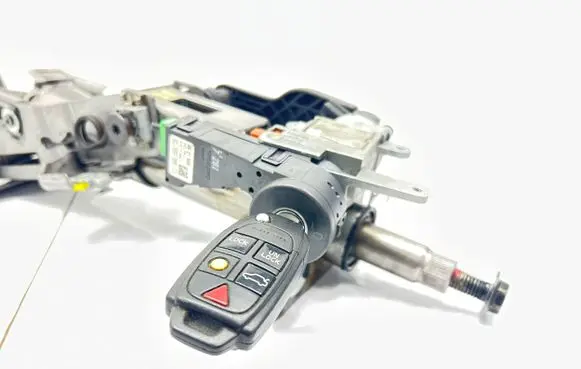 Steering wheel axle set