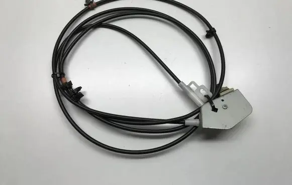 Nissan X-Trail T30 Fuel cap flap release cable 