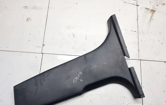 Skoda Octavia Mk2 (1Z) (B) pillar trim (top) 1Z0867281