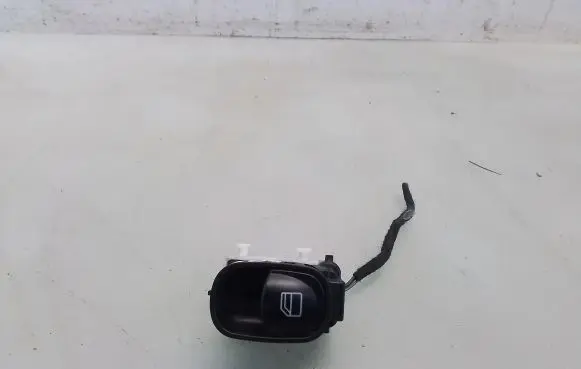 Mercedes-Benz C W203 Electric window control switch