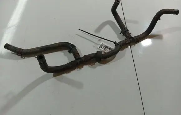 Volkswagen Polo IV 9N3 Engine coolant pipe/hose