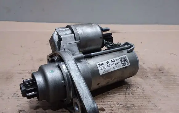 Volkswagen PASSAT CC Starter motor 02Z911024P D6GS11M
