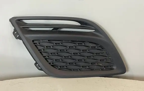 Volvo XC60 Front bumper lower grill 31290658
