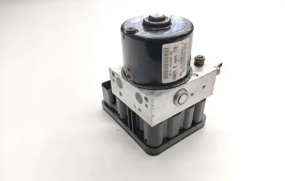 Ford Kuga I ABS Pump 8V412C405AE 10020603724