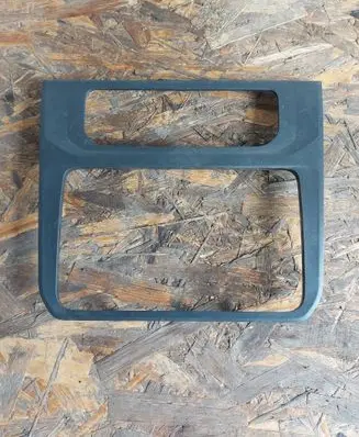 Volkswagen Caddy Radio/GPS head unit trim 2K5858061J