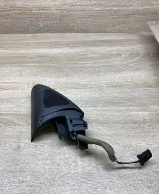 Volkswagen PASSAT CC Front door high frequency speaker 3C8035411 3C8837985