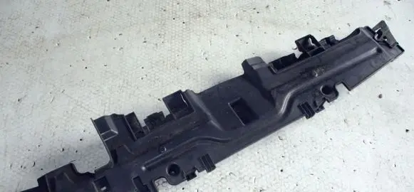 Peugeot 5008 Front bumper mounting bracket