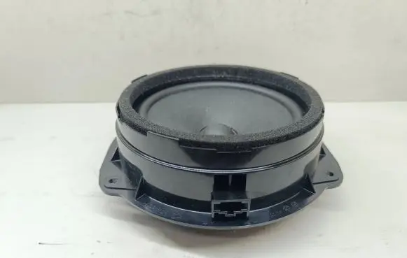 Audi Q2 - Rear door speaker 8V4035411B 8V4130411B