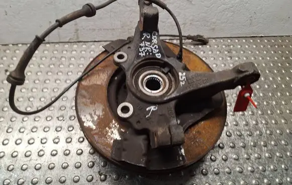 Opel Corsa D Front wheel hub spindle knuckle S14795737 55703153