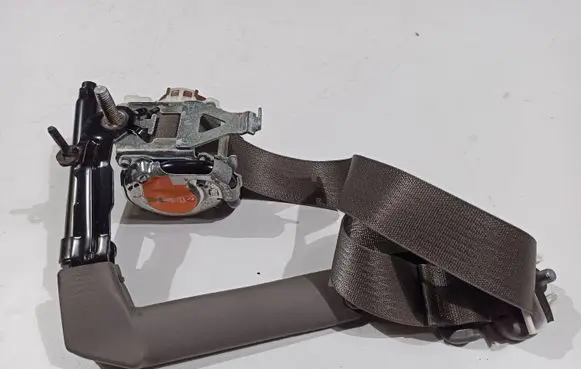 Ford F150 Front seatbelt FL3B-18612D64