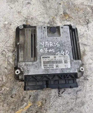 Toyota Yaris Engine control unit/module 0281012322