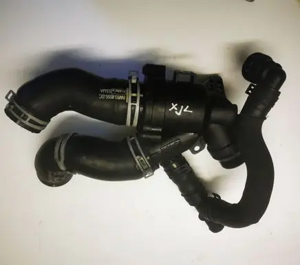 Thermostat/thermostat housing