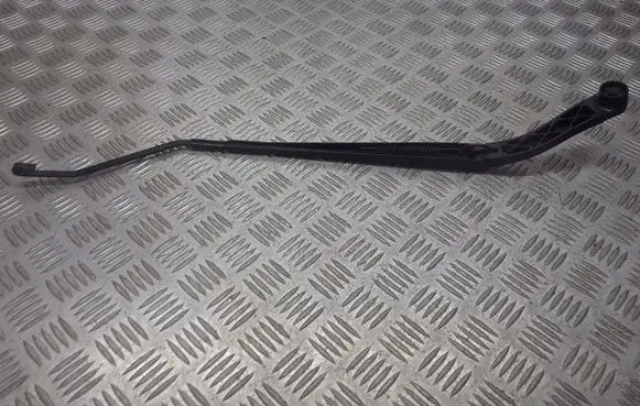 Opel Insignia A Front wiper blade arm 13227399