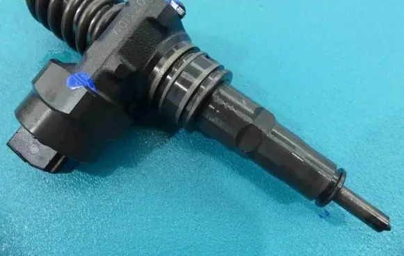 Volkswagen PASSAT B5.5 Fuel injector 0414720007 IMPRK1071109