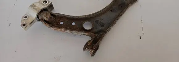 Skoda Octavia Mk2 (1Z) Front lower control arm/wishbone 1k0407190f
