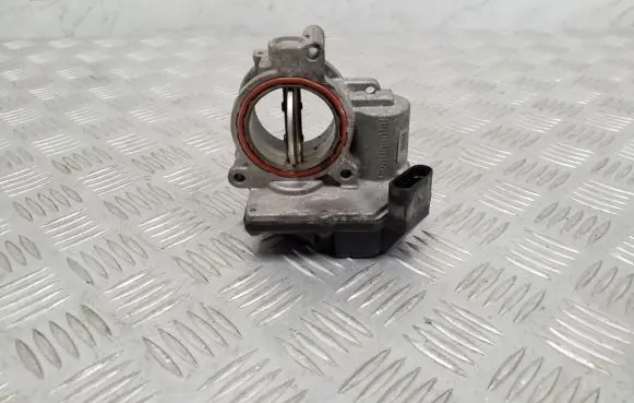Audi A8 S8 D4 4H Throttle valve 057128063E