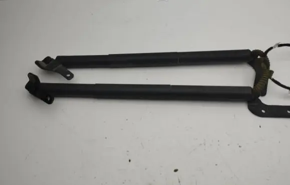 Audi A5 Tailgate/trunk strut/damper 8W8827605 8W8827606