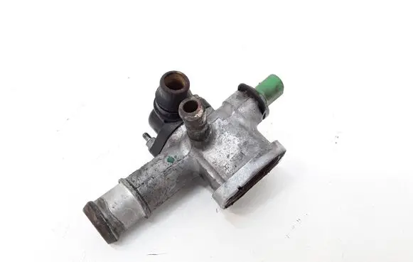 Audi A4 S4 B6 8E 8H Engine coolant pipe/hose 038121133A