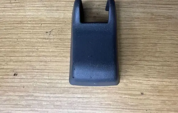 Toyota Avensis T250 Front passenger seat rail trim