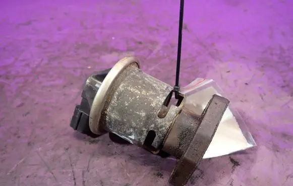 Honda Civic EGR valve 