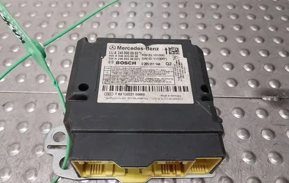 Mercedes-Benz B W246 W242 Airbag control unit/module A2469000903