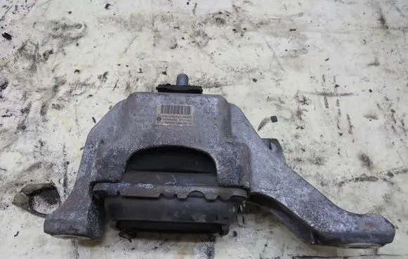 Mini Cooper Countryman R60 Engine mount vacuum valve 6779805