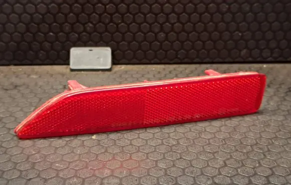 Honda CR-V Rear tail light reflector P6368L