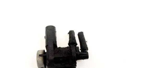 Audi A4 S4 B6 8E 8H Turbo solenoid valve 1J0906283C