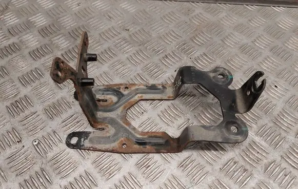 Tesla Model S Other engine bay part 100343900A