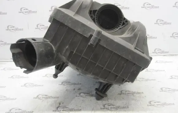 Air filter box