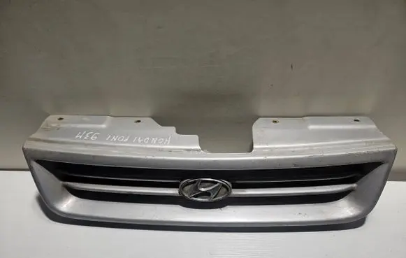 Hyundai Pony Front grill 8635024610