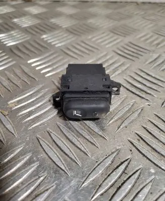 Renault Trafic II (X83) Seat heating switch 8200363229