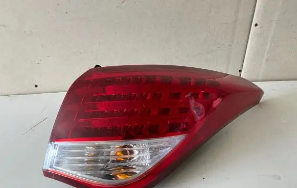Hyundai i40 Rear/tail lights 924023Z3