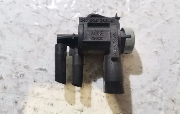 Volkswagen Golf VI Vacuum valve 1K0906283A