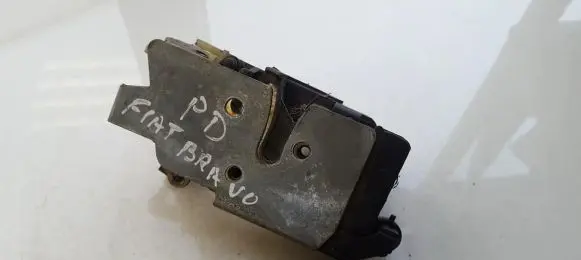 Fiat Bravo - Brava Front door lock
