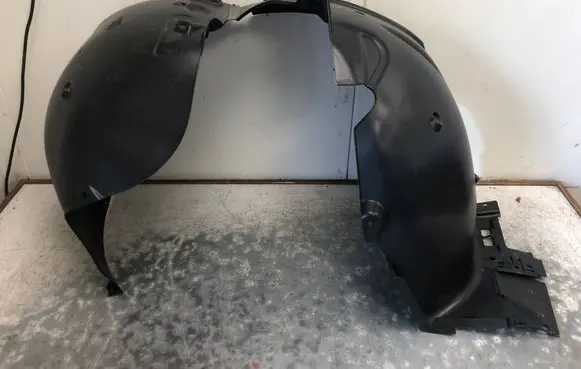 Audi Q2 - Front wheel arch liner splash guards 81M821172BILI 81M821172