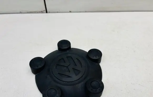 Volkswagen PASSAT B6 Original wheel cap 2K0601169