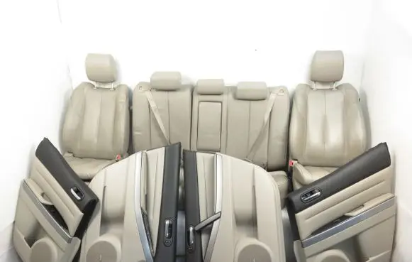 Seat set