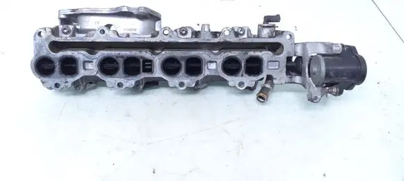 Mercedes-Benz B W245 Intake manifold A6400901537 A6401500594
